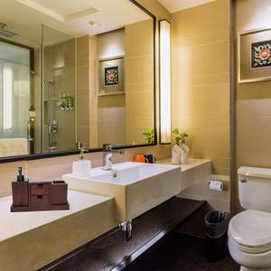 Ensemble d'accessoires de salle de bain en bois écologique de luxe, fabriqué à la main, couleur personnalisée moderne, coffret cadeau pour spa à domicile, best-seller - Product Image 2