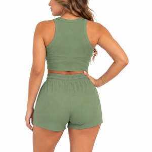 Ensemble décontracté d'été pour femme : débardeur court et short léger pour le quotidien - Product Image 1