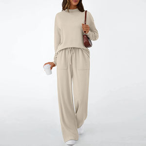 Ensemble de survêtement décontracté 2 pièces grande taille avec logo personnalisé, sweat-shirt et pantalon de jogging en coton pour femme - Product Image 1