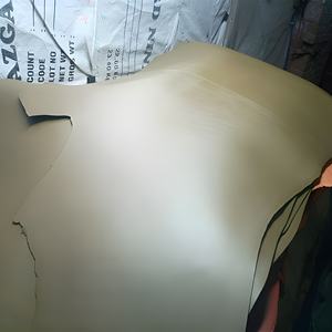 Cuero Vacuno Genuino Ecológico de Primera Calidad, 2-2.5mm de Grosor, para Cubiertas de Diarios, Cinturones, Bolsos, Carteras, Zapatos, en Varios Colores, Piel de Alta Calidad - Product Image 1