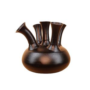 แจกันโลหะฮอร์นสําหรับตกแต่งบ้าน - Product Image 1