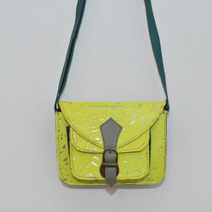 Vente en gros de nouveau sac à bandoulière en cuir recyclé métallisé à la mode pour femmes sac à bandoulière en cuir coloré Western - Product Image 2