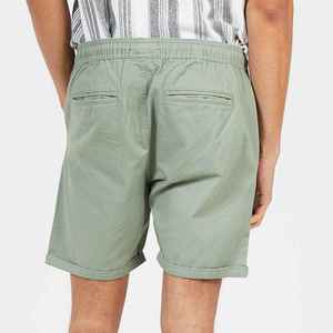 Pantalones Cortos Bermuda de Algodón Verde Sólido para Hombre con Bolsillos, Cintura Elástica, Corte Medio, Transpirables y Tejidos - Product Image 2