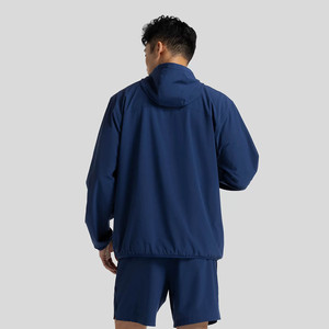 Ensembles coupe-vent personnalisés OEM pour hommes – Légers, séchage rapide, résistants à l'eau – Veste Softshell et survêtement de jogging pour hommes – Ensembles d'été pour hommes - Product Image 2