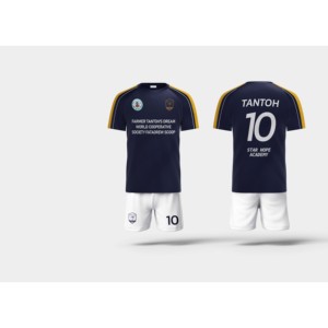 ชุดฟุตบอลยูนิสไวฟ์ ผู้ผลิตชั้นนำจากปากีสถาน ชุดแข่งขันฟุตบอลสโมสรชาย แบบซับลิเมชั่น ชุดยูนิฟอร์มฟุตบอลสั่งทำพิเศษ - Product Image 1