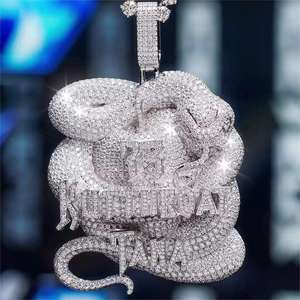 AMBER JEWELS Pendentif Charme Portrait d'Amoureux en Alliage de Zinc Plaqué Or 14K, Incrustation de Strass en Cristal de Laboratoire Taille Brillant IGI - Product Image 1