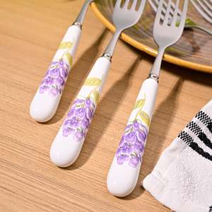 Elegant Lavender Print Cutlery Set of 4 Including Elegant <b>Forks</b> - Product Image 2