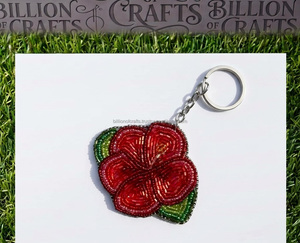 Llavero de hoja de arce con cuentas hechas a mano, colgante de otoño con cuentas de cristal y mosquetón para bolso - Product Image 2