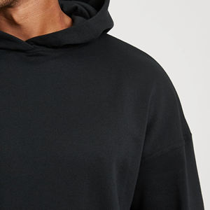 Sudadera con Capucha Negra para Hombre, Tejida, Corte Regular, Color Sólido, Estilo Casual, Otoño, Material de Algodón, Diseño con Bolsillos - Product Image 5