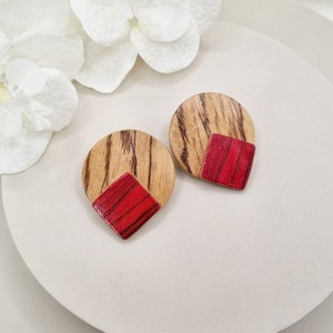 Boucles d'oreilles circulaires en bois avec incrustation rouge, design grain de bois naturel, composants de bijoux pour accessoires de création - Product Image 4