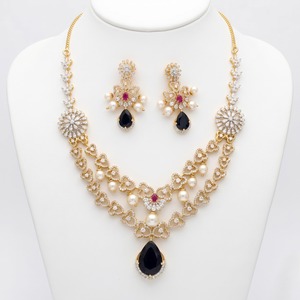 Collier ras-de-cou de luxe en or jaune 18 carats avec pendentif en forme de larme noire et ensemble de boucles d'oreilles assorties pour femmes, bijoux de mariage - Product Image 4