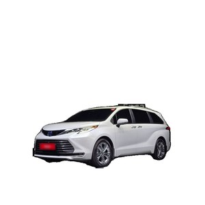 Toyota Sienna 2.5 Híbrida 2WD 2023, 12,363 km, Asientos de Cuero, Cámara Trasera, Volante a la Izquierda - Product Image 1