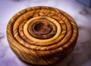 Ensemble de 6 bols en bois d'olivier faits à la main, de différentes tailles. Fabriqués en Allemagne. Bol à fruits, bol à salade, cadeau. - Product Image 4