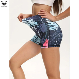 Pantalones Cortos Deportivos para Mujer, Último Modelo, Pantalones de Yoga de la Más Alta Calidad, Pantalones Cortos Sublimados para Mujer, Estilo Nuevo - Product Image 3