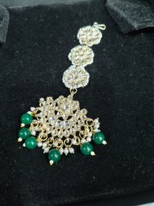 ต่างหูแบบห้อยประดับมุกเทียมเพชรซิร์คอน ชุบทองคุณภาพสูง ทำจากโลหะผสมสังกะสี ดีไซน์แบบดั้งเดิม พร้อมเครื่องประดับศีรษะแบบมงติกก้า - Product Image 2