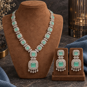 Conjunto de Collar y Pendientes Cuadrados de Circonita Cúbica de Menta de Calidad Premium, Nivel de Fábrica - Product Image 5