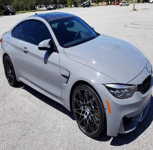 Mejor Auto Usado 2020 M4 Coupé con Paquete de Competición - Product Image 1