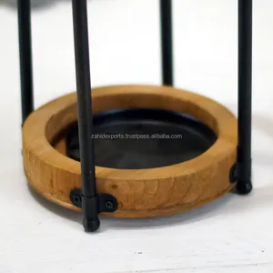 Lanterne à bougie en métal doré poli et bambou avec un design moderne et élégant, fabriquée à la main pour la décoration de la maison par Zahid Exports - Product Image 2