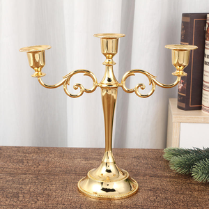 เชิงเทียนโลหะชุบทองแบบยุโรป 5 แขน สำหรับตกแต่งโต๊ะงานแต่งงาน - Product Image 2
