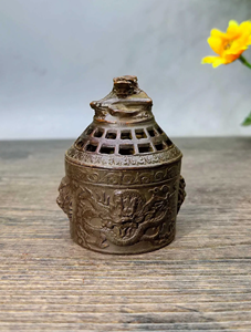 Brûleur d'encens décoratif en métal, style arabe, écologique, pour la maison de luxe, inspiré de l'encens indien Bakhoor - Product Image 3