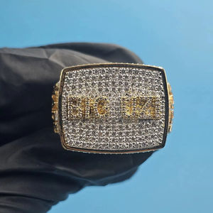 Anillo de Cóctel con Diamante Moissanite VVS Premium, Corte Brillante, Engaste de Garras, Plata de Ley 925, Certificado IGI, Fabricante Personalizado - Product Image 1