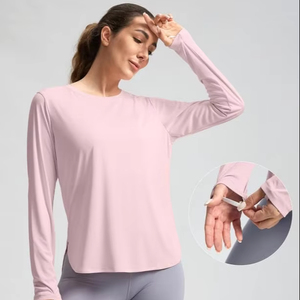 Nouvel ensemble de vêtements d'intérieur pour femmes, style tendance, haut à manches longues et short à taille élastique, pyjama confortable, vente en gros - Product Image 2