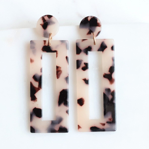 Pendientes de resina floral, ligeros, hechos a mano, accesorios de joyería, regalo de joyería de moda para mujeres por blossom craft india - Product Image 5