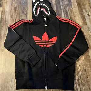 Camiseta de Diseñador de Moda para Hombre, Estilo Nuevo, de Alta Calidad, al por Mayor, Tendencia Oversize, Estampado de Letras Terry, Casual Deportiva 100% - Product Image 1