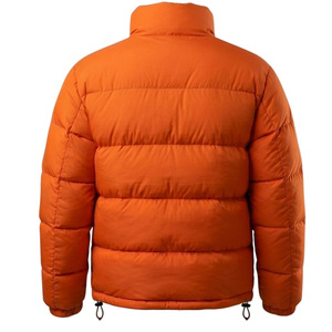 เสื้อแจ็คเก็ตพัฟเฟอร์ฤดูหนาวสำหรับผู้ชาย ระบายอากาศได้ดี เหมาะสำหรับกิจกรรมกลางแจ้ง ผลิตจากโพลีเอสเตอร์ 100% คุณภาพสูง บุด้วยผ้าควิลท์ พร้อมโลโก้แบบกำหนดเอง - Product Image 6