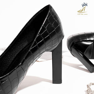 Custom Logo Croc-Skin Pointed Toe <b>Heels</b> 9cm Stiletto Slip-on Pumps ODM/OEM Vietnam Factory - Product Image 4
