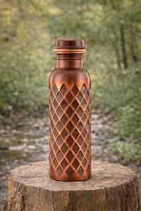 Bouteille d'eau vintage en cuivre, finition martelée, bouteille à boire en cuivre pur, idéale pour la maison, le bureau et les usages ayurvédiques. - Product Image 6