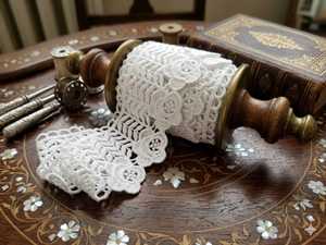 High Quality Premium <b>White</b> Floral Guipure <b>Lace</b> Trim - 3D Leaf Vine Embroidered Chemical <b>Lace</b> Border for Ethnic Wear and Gowns - Product Image 6