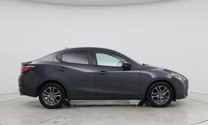 Toyota Yaris LE berline à traction avant, modèle 2019, d'occasion - Product Image 3