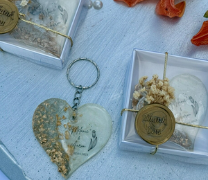Heart-shaped Resin Printed Key <b>Chain</b> Handmade Gold Foil Resin Keyring Personalized Wedding <b>Name</b> Keychains Wedding Gift - Product Image 4
