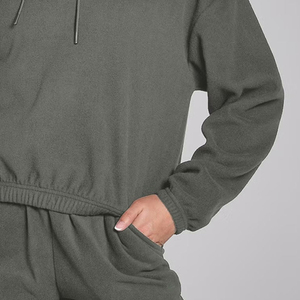 Sweat-shirt à capuche surdimensionné gris pour femme, couleur unie, en coton tricoté, respirant, à manches longues, pull-over respirant, tenue d'hiver - Product Image 3