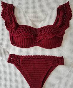 Bikini de Crochet con Volantes: Traje de Baño Balcónette Hecho a Mano - Product Image 3