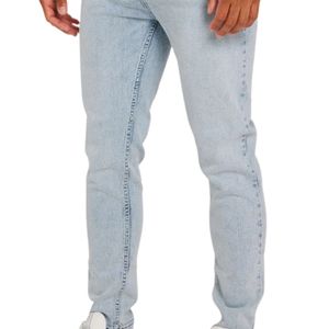 Jeans Slim Fit para Hombre, Color Azul Claro, Tela Denim Suave al Tacto, Cintura Media, Estilo Clásico para el Día a Día, Estilo Urbano, Ajuste Cómodo - Product Image 2