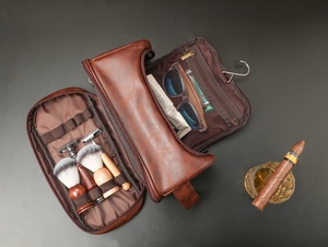 Juego de afeitado de madera con logotipo personalizado a precio de fábrica, kit de cuero para el cuidado masculino, el mejor juego de afeitado con kit de cuero. - Product Image 1