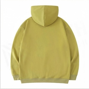 Hoodie surdimensionné élégant pour homme, design vintage délavé avec poche avant, confortable, personnalisable pour l'hiver. - Product Image 3