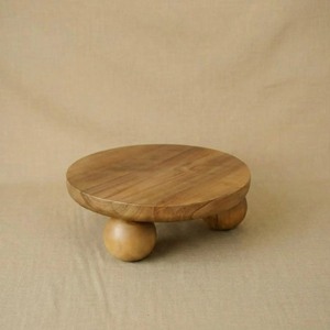 Plateau en bois de style abstrait avec pied, emballage individuel, design minimaliste rond, plateau artisanal - Product Image 5