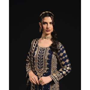 Conjunto de traje de fiesta de diseñador para mujer con hilo y trabajo de secuencia - Product Image 6