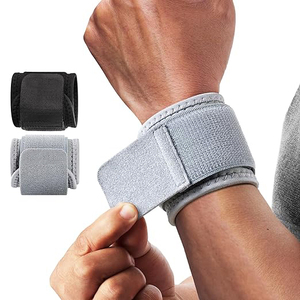 สายรัดข้อมือไนลอนสีม่วงสำหรับยกน้ำหนักและเพาะกาย พร้อมห่วงนิ้วโป้งเสริมความแข็งแรง สวมใส่สบาย ยืดหยุ่นได้ คู่หนึ่ง - Product Image 5