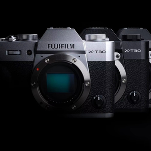 กล้องมิเรอร์เลส X-T30 III รุ่นสีเทาชาร์โคล พร้อมเลนส์คิท XC13-33 มม. - Product Image 1