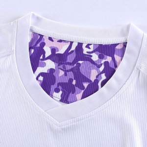 Uniformes de football les plus vendus à prix avantageux, tissu doux, design personnalisé, service OEM, vente en gros d'uniformes de football pour la vente en ligne - Product Image 2