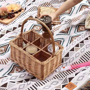 Panier en saule robuste avec poignée pour transporter des bouteilles de vin, des fleurs et des collations avec style, idéal pour les fêtes de jardin - Product Image 3