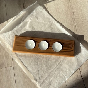 Porte-bougie en bois avec trois bougies pour la décoration de Noël, de mariage et de festivals - Product Image 4