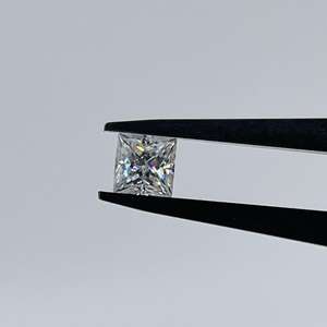 Diamant de laboratoire de qualité supérieure, taille princesse, 2,50 carats, couleur E, pureté VS1, certifié IGI, pierre libre pour la fabrication de bijoux, exportation - Product Image 2