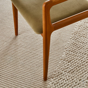 Chaise de salle à manger en teck de style moderne du milieu du siècle avec dossier incurvé - Product Image 4