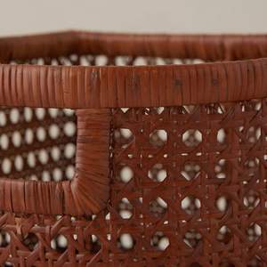 Panier en rotin brun élégant Décor minimal Organisateur rustique pour restaurant Cuisine Solution de rangement élégante Plateaux de service - Product Image 3