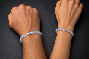Bracelet extensible en pierre de lune arc-en-ciel naturelle de 6 mm avec éclat bleu, perles de pierres précieuses, bijoux faits à la main, fournisseur en gros - Product Image 6
